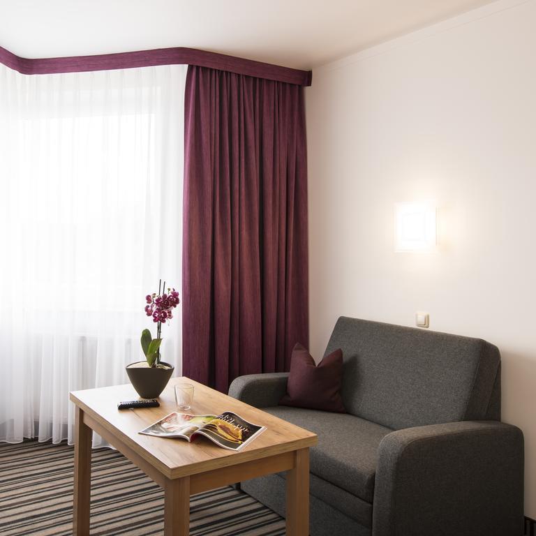 קורבאך Hotel Touric מראה חיצוני תמונה