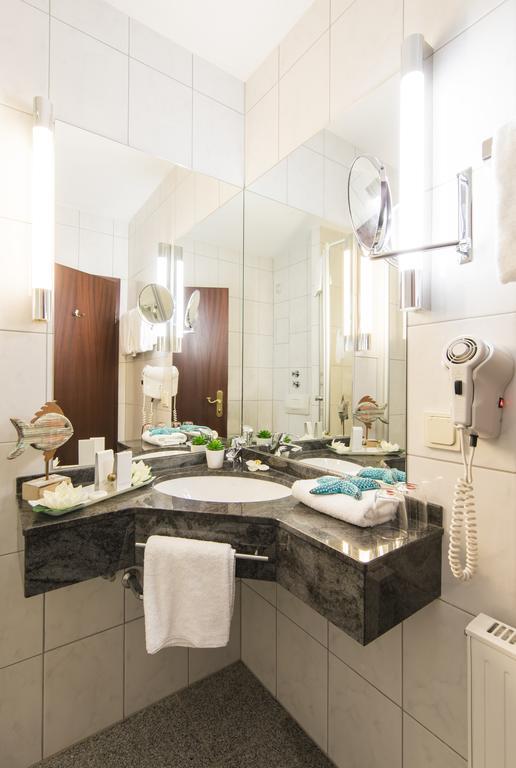 קורבאך Hotel Touric מראה חיצוני תמונה