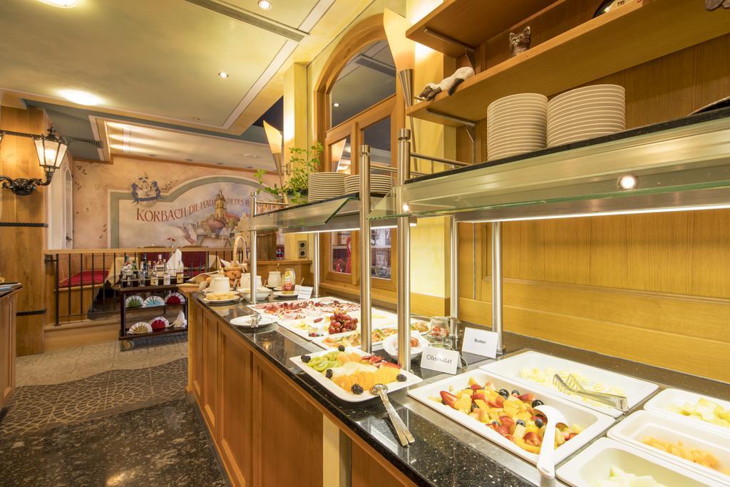 קורבאך Hotel Touric מראה חיצוני תמונה