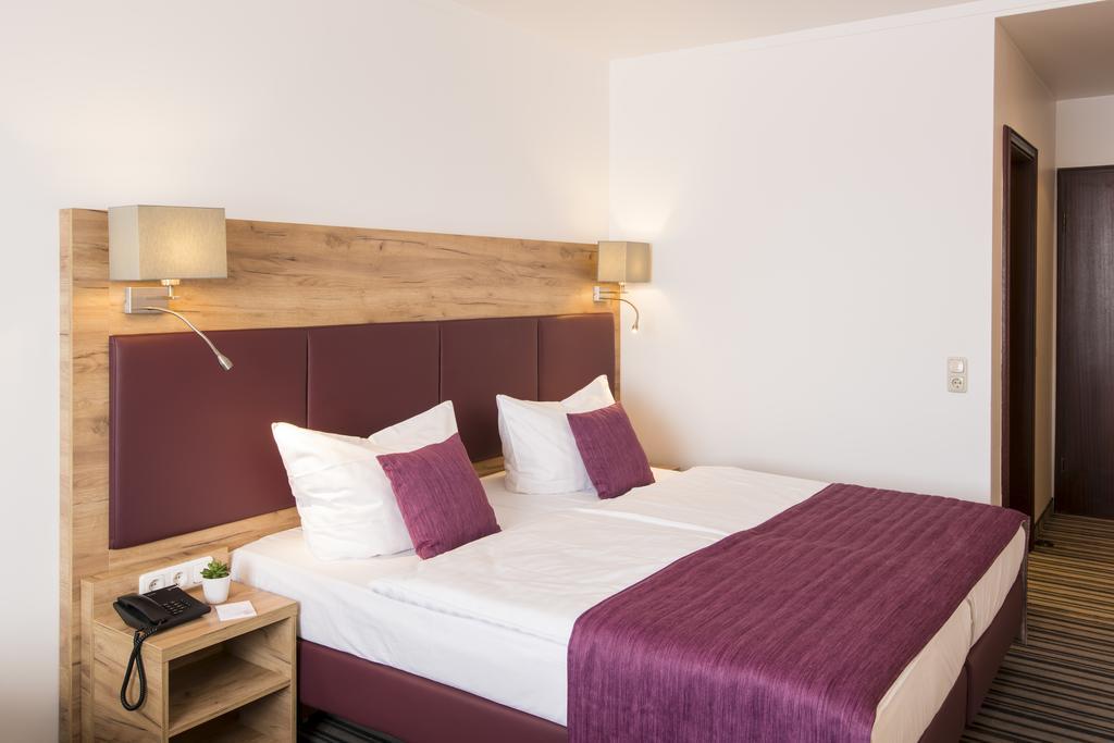 קורבאך Hotel Touric מראה חיצוני תמונה
